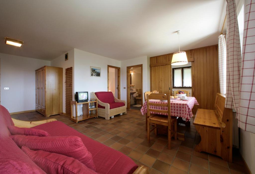 Apartments Gonzaga Canazei Kamer foto