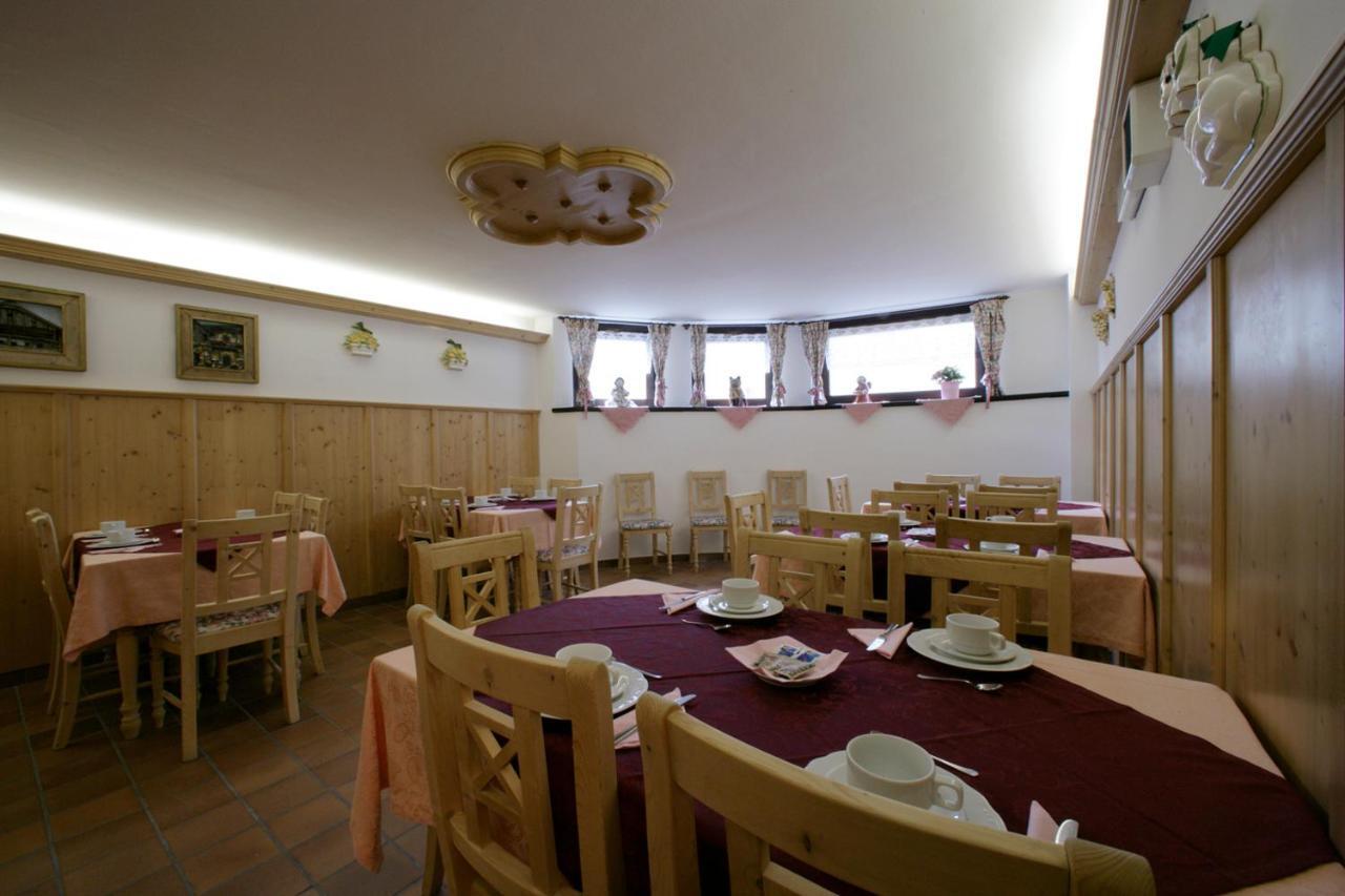 Apartments Gonzaga Canazei Buitenkant foto